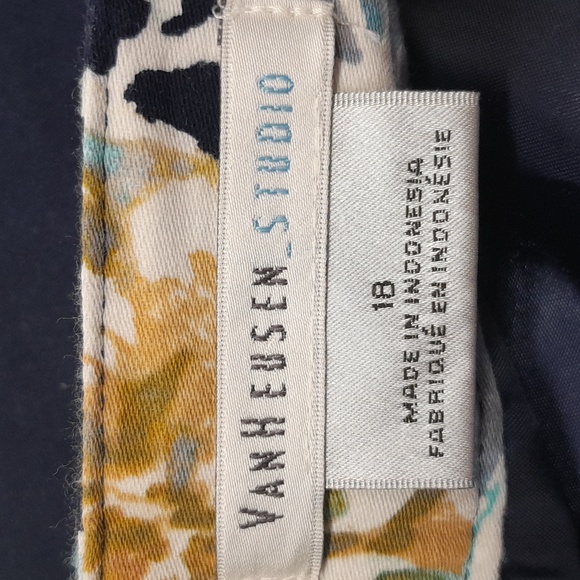 Van Heusen Studio Navy Blue Floral Skirt 18 - Picture 7 of 10